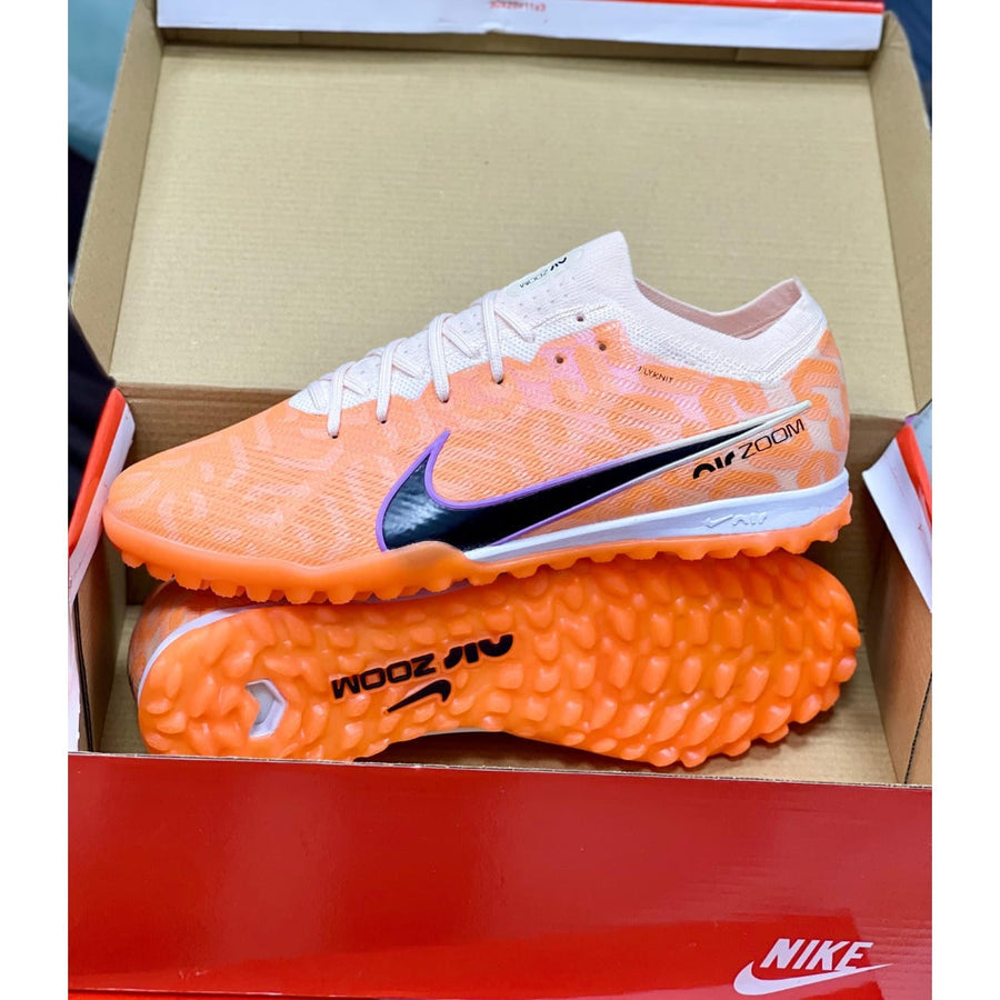 Football shoes 1