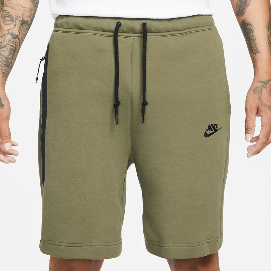 Nike Sportswear Tech Fleece 2