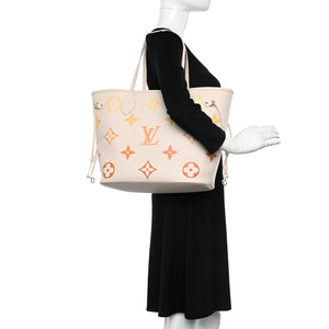 LOUIS VUITTON Empreinte Monogram Giant Neverfull MM "Degrade Neutral" 3