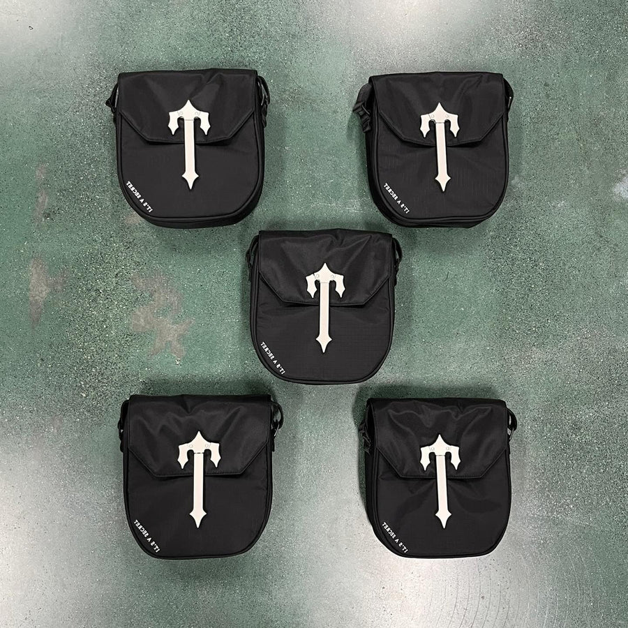 Trapstar -Cobra T Bag - Black/Silver 2