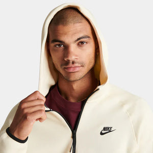 Nike Tech Fleece Coconut Milk Windrunner Full Zip Tracksuit 2