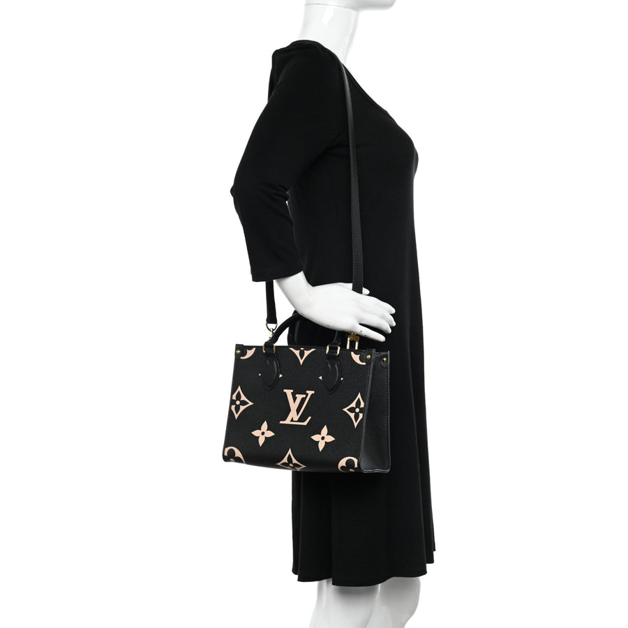 LOUIS VUITTON Empreinte Monogram Giant Onthego PM "Black Beige" 2