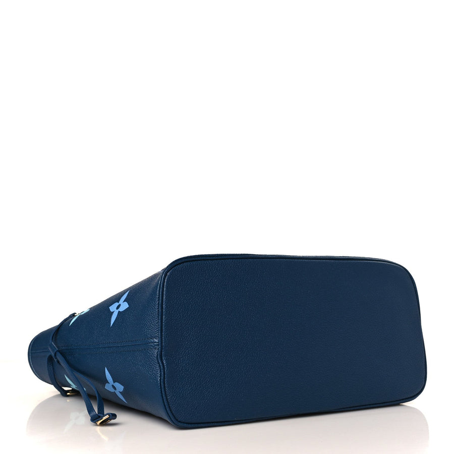 LOUIS VUITTON Empreinte Monogram Giant Neverfull MM "Degrade Bleu" 5
