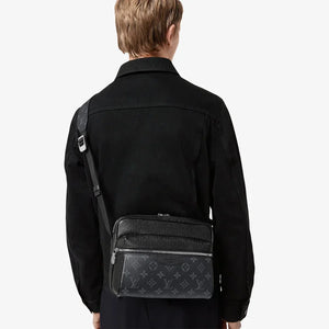 LV Outdoor Bag 3