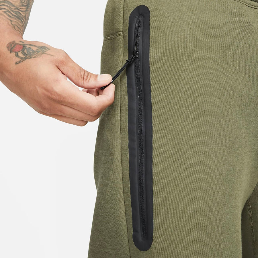 Nike Sportswear Tech Fleece 5