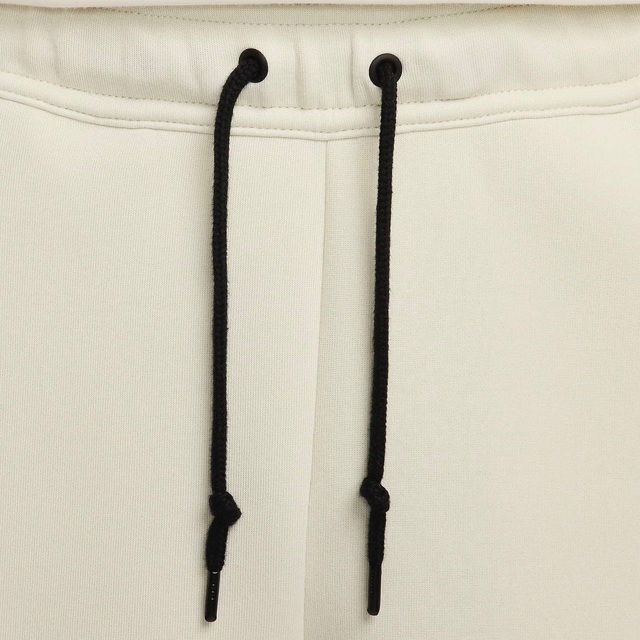 Nike Sportswear Tech Fleece Shorts 4