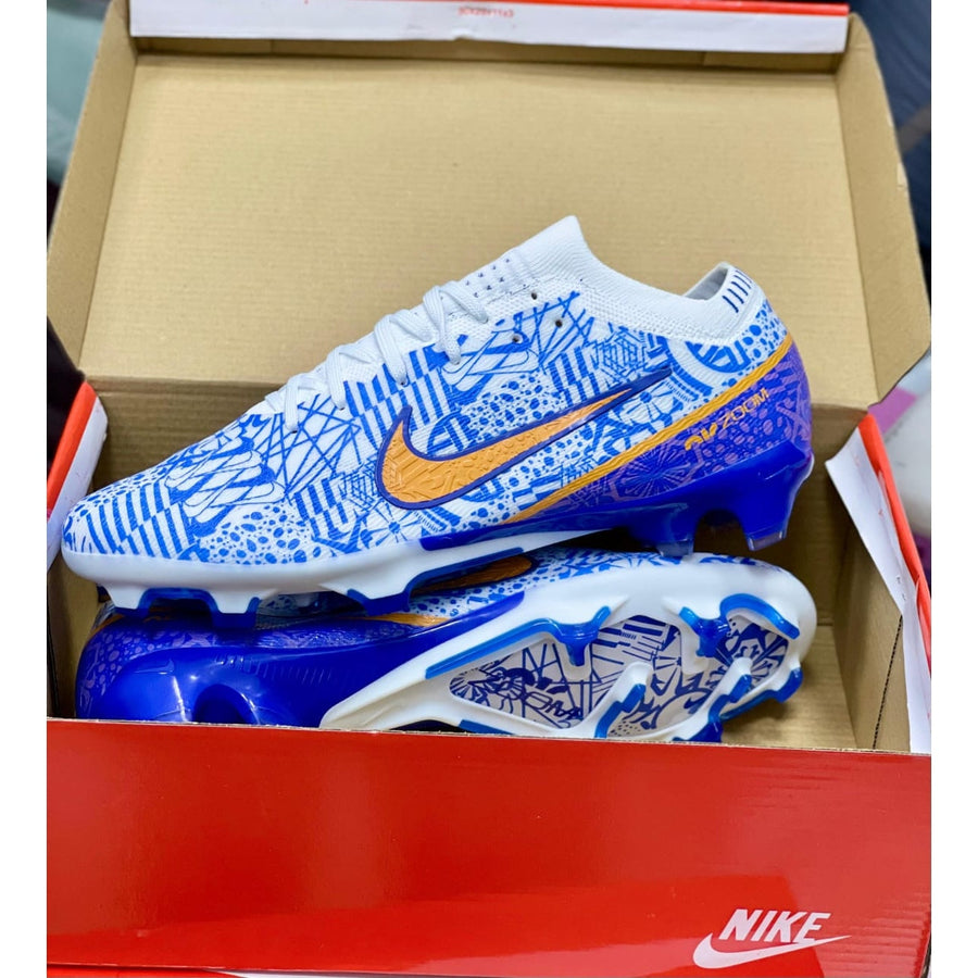 Football shoes 1