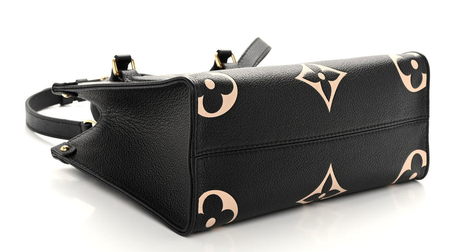 LOUIS VUITTON Empreinte Monogram Giant Onthego PM "Black Beige" 4