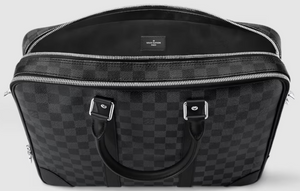 LOUIS VUITTON Porte Documents Voyage 5